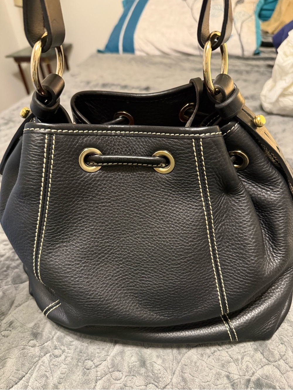 Black Leather Drawstring Bucket Bag - Picture 11 of 14
